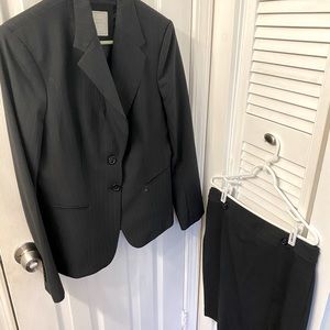 2 Piece Skirt/Blazer Suit